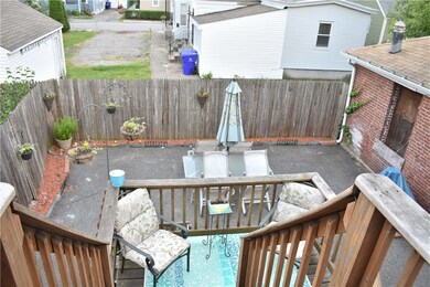 99 Robinson Ave, Pawtucket, RI 02861 - photo 7