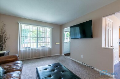 2618 Elsie Ave, Toledo, OH 43613 - photo 2