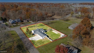 1301 N Main St, Amherst, OH 44001 - photo 5