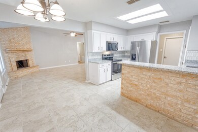 7017 Keystone Dr, Corpus Christi, TX 78413 - photo 5