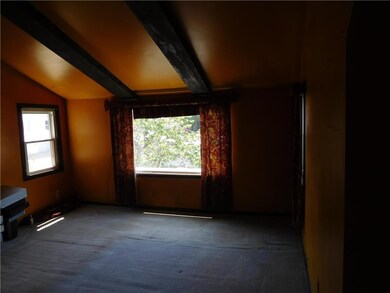 PICTURE WINDOW  IN MASTER