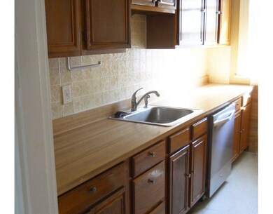 16 Saunders St unit 2, North Andover, MA 01845 - photo 6