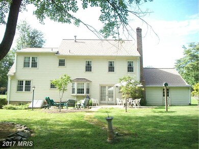 4624 Valley Forge Dr, Rockville, MD 20853 - photo 3