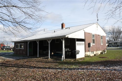 Covered rear patio