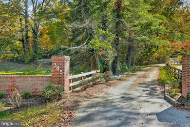 385 Mill Swamp Rd, Edgewater, MD 21037 - photo 3