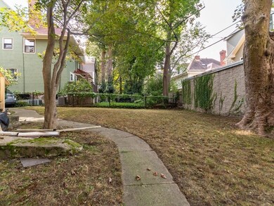 30 Stetson St, Brookline, MA 02446 - photo 5