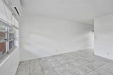 29 SW 8th Ave unit 1, Dania, FL 33004 - photo 6