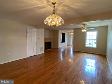 112 N Reymann St, Ranson, WV 25438 - photo 4