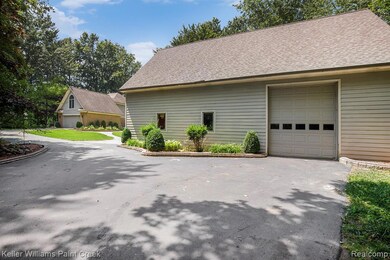 3,200 square-foot on  10 acres Huge Pole Barn W/ Loft