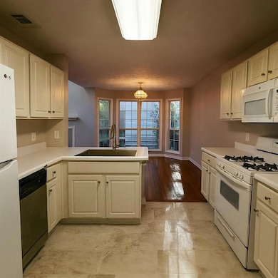 1070 Daventry Crossing, Woodstock, GA 30188 - photo 5