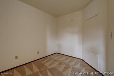 Bonus Room with Closet...Den, Office?
