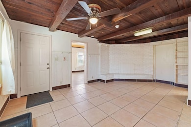 209 N C St, Madera, CA 93638 - photo 7