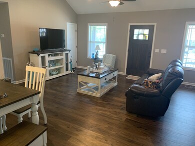 100 Lexington Cove, Shelbyville, TN 37160 - photo 5