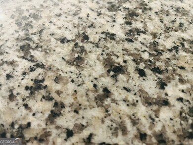 110 Lenox Cir, Lagrange, GA 30241 - photo 6