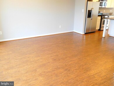 13230 Shawnee Ln unit 102, Clarksburg, MD 20871 - photo 7