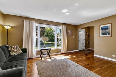 763 Portsmouth Ave, Westchester, IL 60154 - photo 6