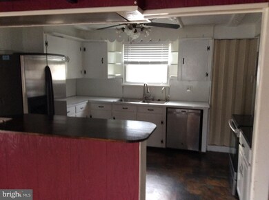 123 Spring Garden St, Woodstown, NJ 08098 - photo 3