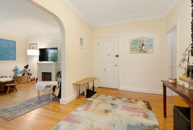 110 Sewall Ave unit 4, Brookline, MA 02446 - photo 3