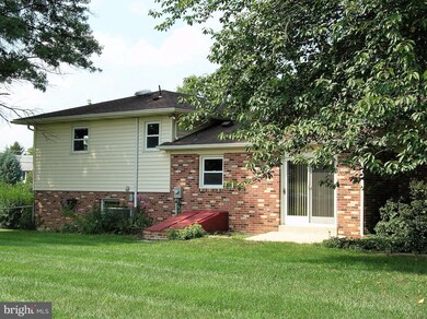 1213 Rosemont Dr, Knoxville, MD 21758 - photo 5