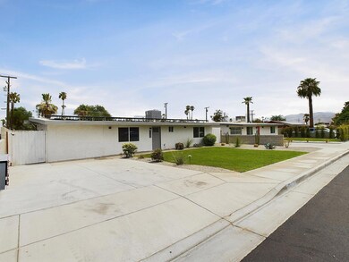 34258 Judy Ln, Cathedral City, CA 92234 - photo 2