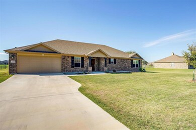 211 Springwood Ranch Loop, Springtown, TX 76082 - photo 2