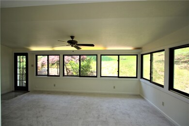 Gorgeous Sun Room off Family Room & Kitchen w/ Doo