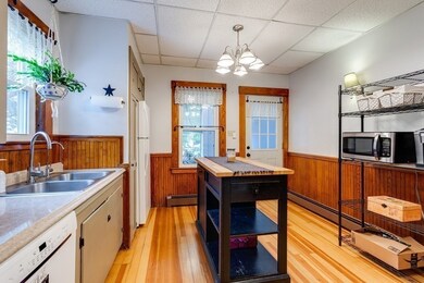 8 Boston Ave, Uxbridge, MA 01569 - photo 2