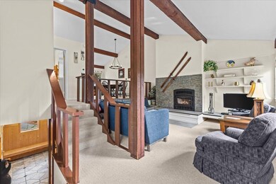 177 Mount Mansfield Dr unit 8A, Stowe, VT 05672 - photo 7