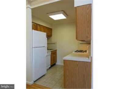 200 N Wayne Ave unit 4, Wayne, PA 19087 - photo 4