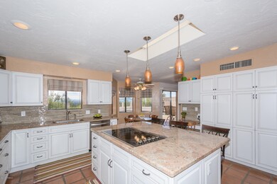 Gourmet Kitchen, Granite Counters tops ,