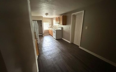 634 Irvin Ave SW, Live Oak, FL 32064 - photo 3