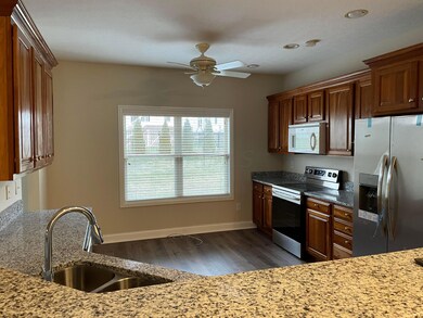 6174 Marias Point Ln, Columbus, OH 43213 - photo 4