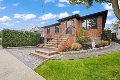 93 Beacon Ave, Staten Island, NY 10306 - photo 3
