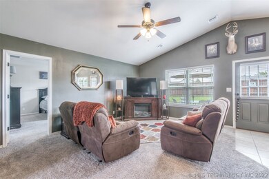9089 S 256th East Ave, Broken Arrow, OK 74014 - photo 4