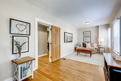 591 N West Ave, Elmhurst, IL 60126 - photo 5