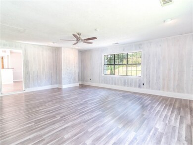 Large Bonus Room