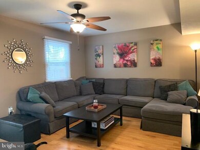 2047 Mayflower Dr, Woodbridge, VA 22192 - photo 6