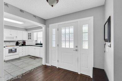 5307 Clarendon Rd, Jacksonville, FL 32205 - photo 4