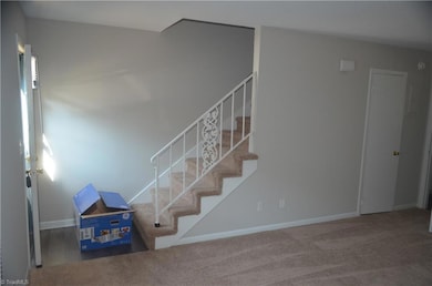 323 Old Vineyard Rd, Winston Salem, NC 27104 - photo 4