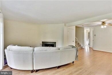 77 Gentry Ct, Annapolis, MD 21403 - photo 3