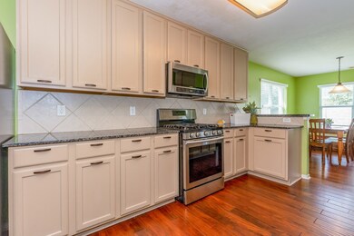 3708 Burwood Ct, Pearland, TX 77584 - photo 6