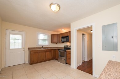 4839 Palmer Ave, Jacksonville, FL 32210 - photo 7