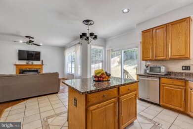 5678 Northton Ct, Woodbridge, VA 22193 - photo 5