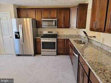 102 W Park Dr, Stafford, VA 22554 - photo 6