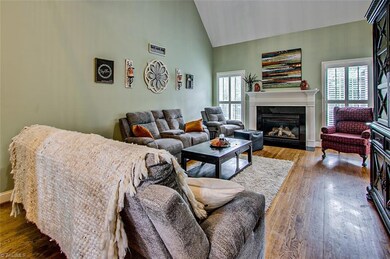 2302 Hickory Forest Dr, Asheboro, NC 27203 - photo 4