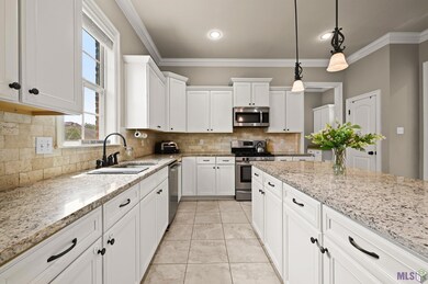 3390 Meadow Grove Ave, Zachary, LA 70791 - photo 6