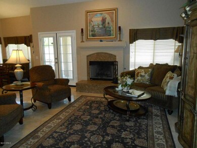 Family Room (2)