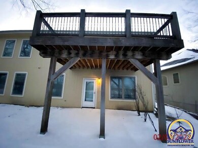 1106 SW Red Oaks Ct, Topeka, KS 66615 - photo 3