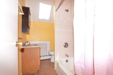 162 Pearl St unit 3, Malden, MA 02148 - photo 4