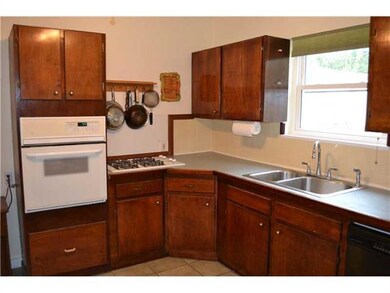 Kitchen. Beautifully stained cabinets!  Lots of co